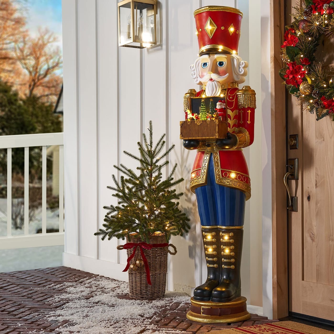 Member's Mark 6ft Pre-Lit Musical Grand Nutcracker
