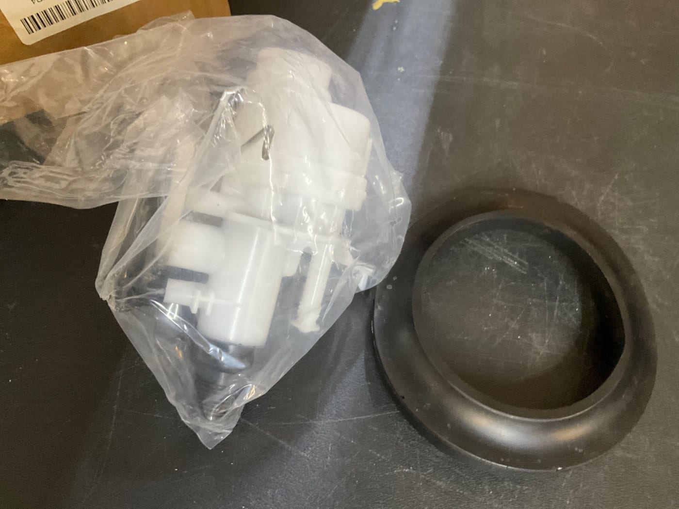 AMI PARTS RV Toilet Water Valve Kit 31705 Thetford