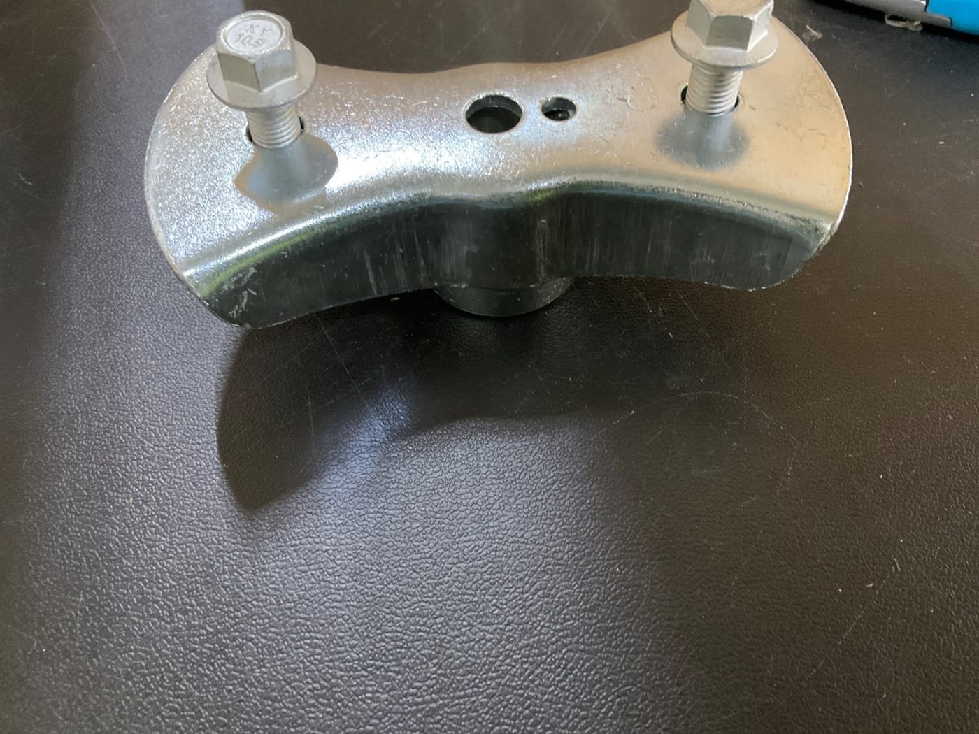 Steel Two-Bolt Bracket with Black Hub